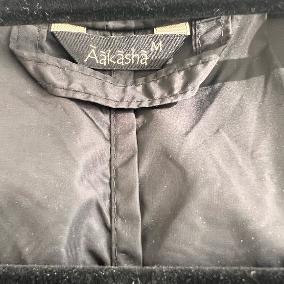 NWOT - Aakasha Hooded Maxi Raincoat Size M - Picture 14 of 16